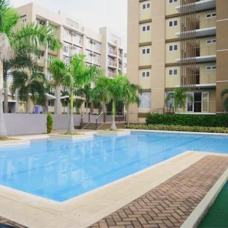 Stradella Hotel Cainta Esterno foto