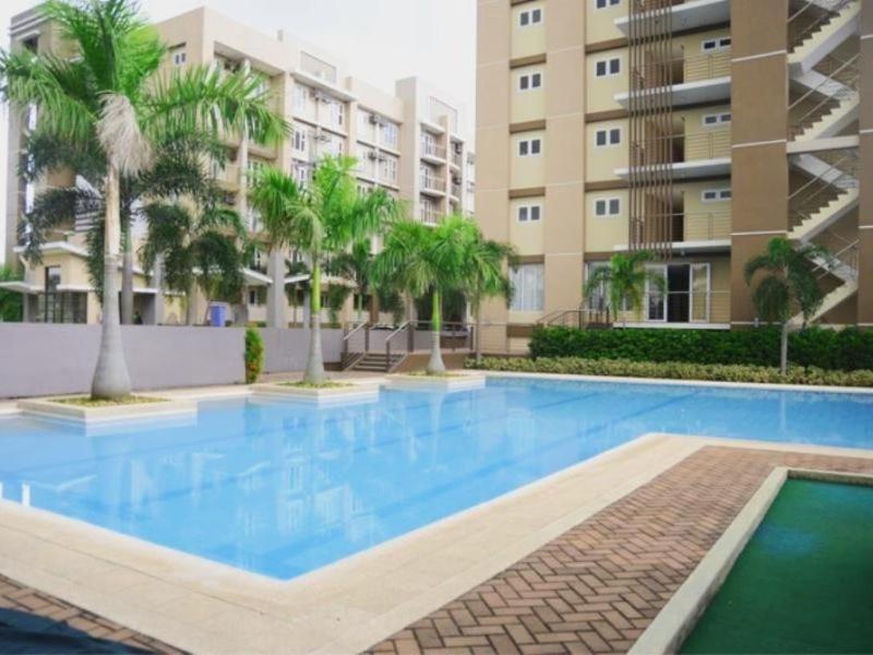 Stradella Hotel Cainta Esterno foto