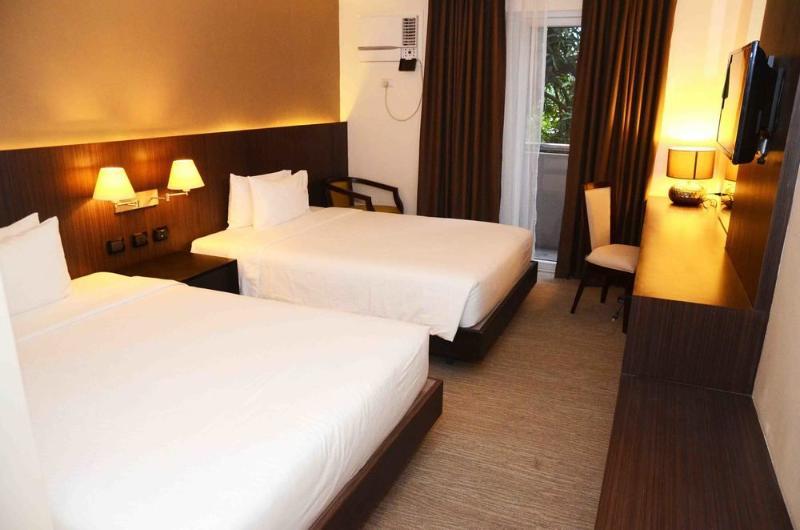 Stradella Hotel Cainta Esterno foto